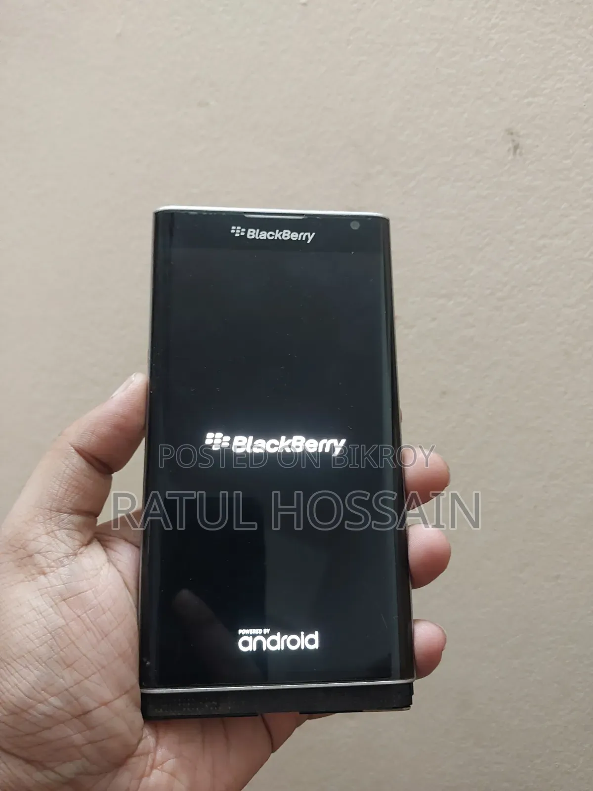 ব্ল্যাকবেরি প্রিভ ৩২ জিবি কালো