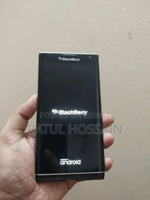 ব্ল্যাকবেরি প্রিভ ৩২ জিবি কালো