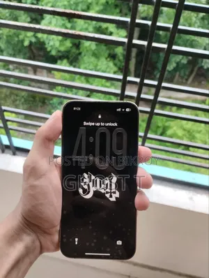 অ্যাপল আইফোন ১৩ প্রো ১২৮ জিবি সাদা