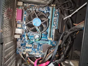 H61m-Ds2 4.0 Intel Corei3-2120, 3300 MHz, 2 Core Free Cooler