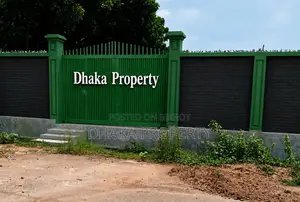 Nearby Lake 5 Katha South At Sector-22