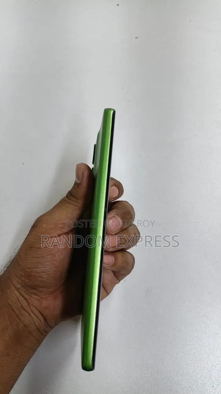 মটোরোলা এজ ৫০ ফিউশন ২৫৬ জিবি গ্রিন