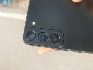 স্যামসাং গ্যালাক্সি এস২২ ৫জি ১২৮ জিবি কালো