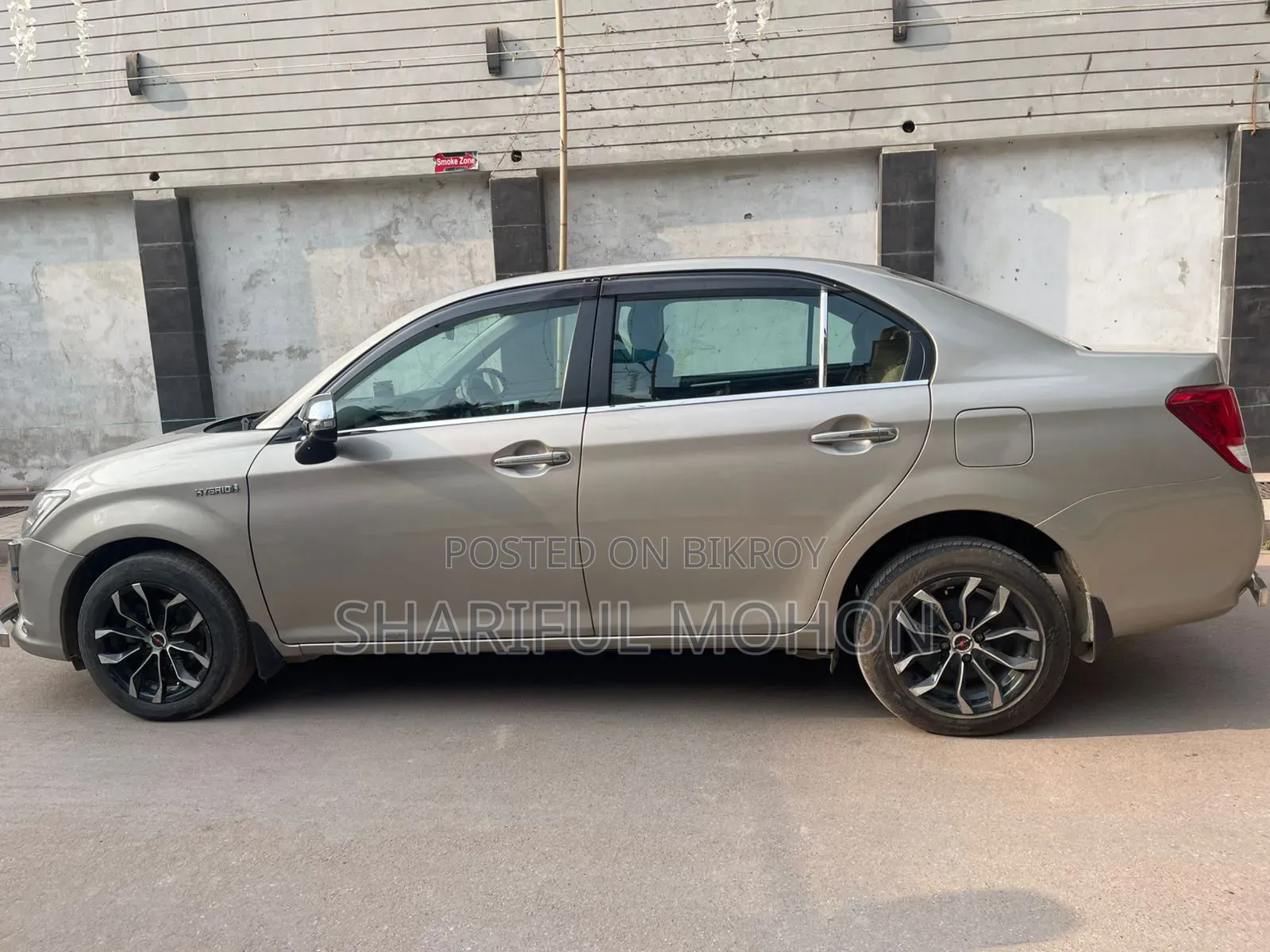 Toyota Axio 2013