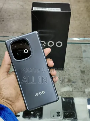 iQOO 256 GB Black