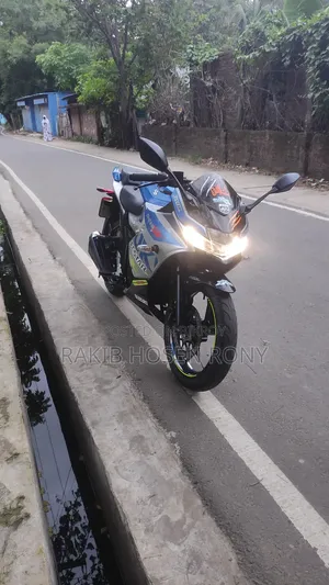 Suzuki Gixxer SF FI 2024 Blue