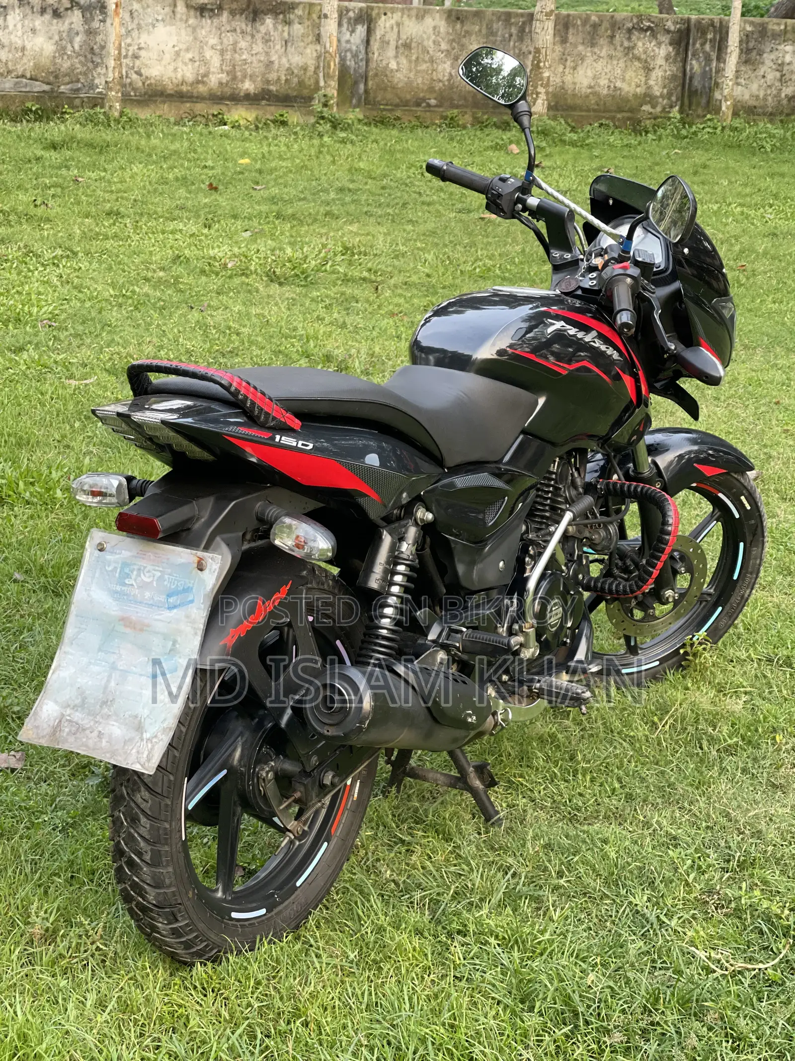 বাজাজ পালসার ১৫০ ২০২১ কালো