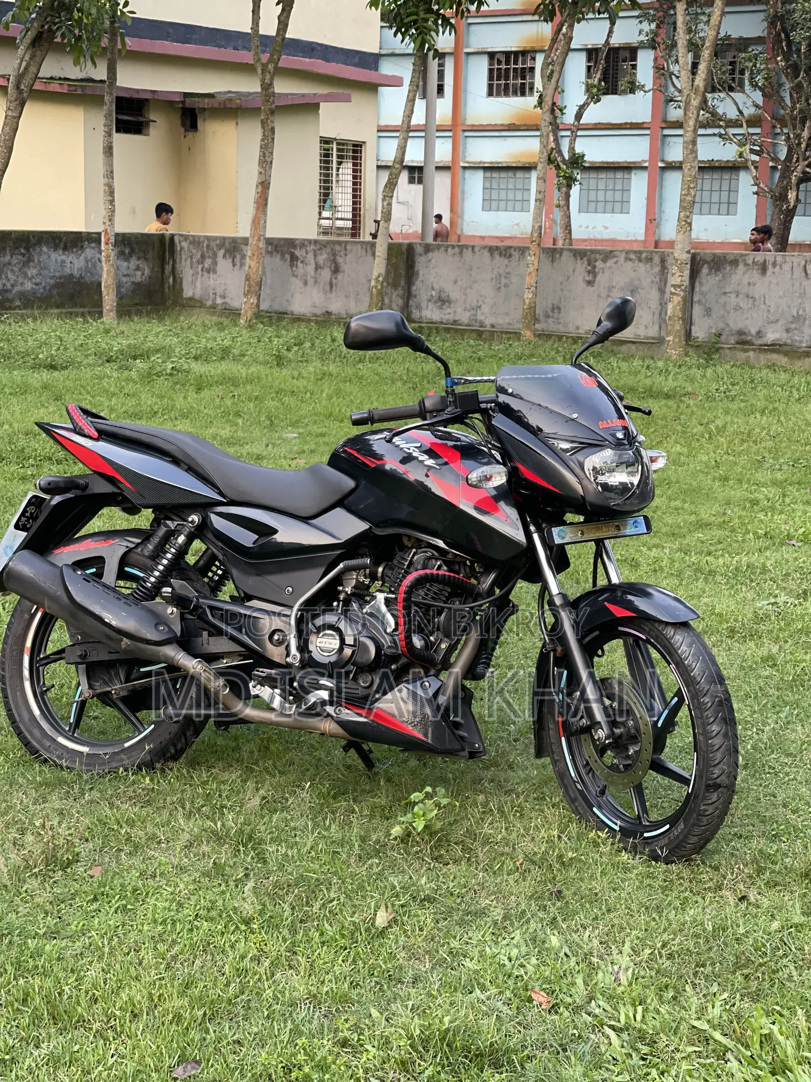 বাজাজ পালসার ১৫০ ২০২১ কালো