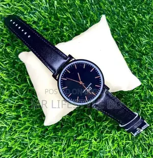 Stylish Daniel Wellington Design Watch