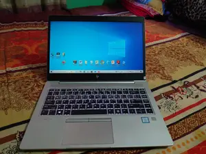 Laptop HP 3GB Intel SSD 256GB