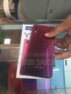 Vivo Y11 32 GB Red