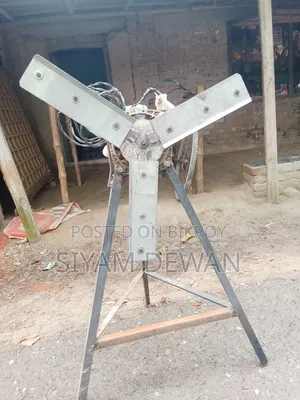 Motor fan for winnowing paddy