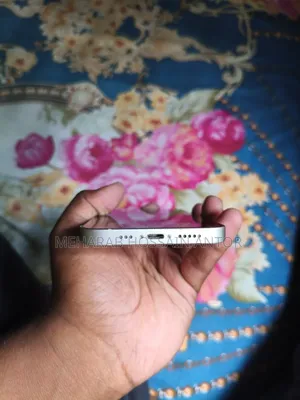 Apple iPhone 13 128 GB White