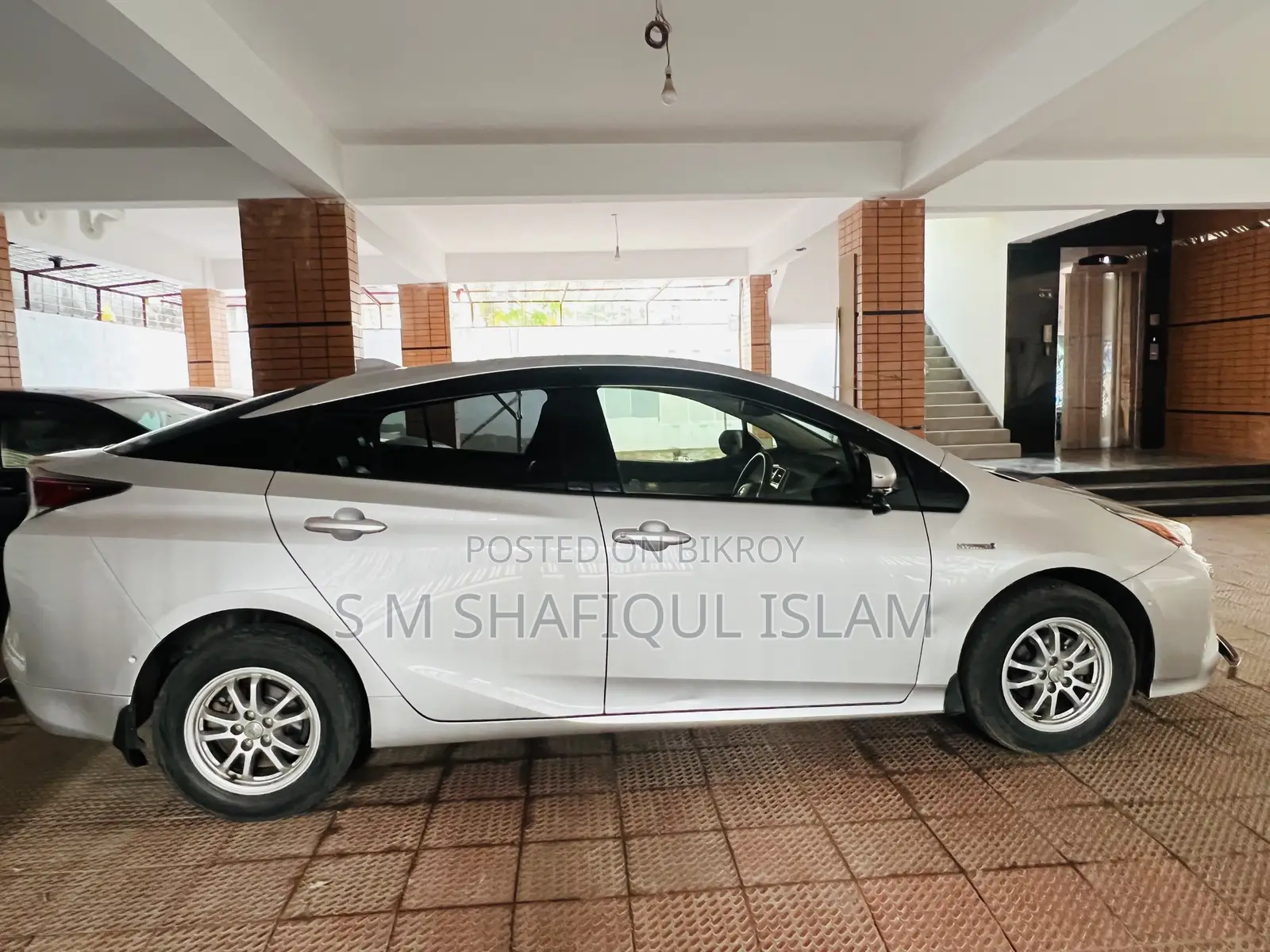 Toyota Prius 2017 Silver