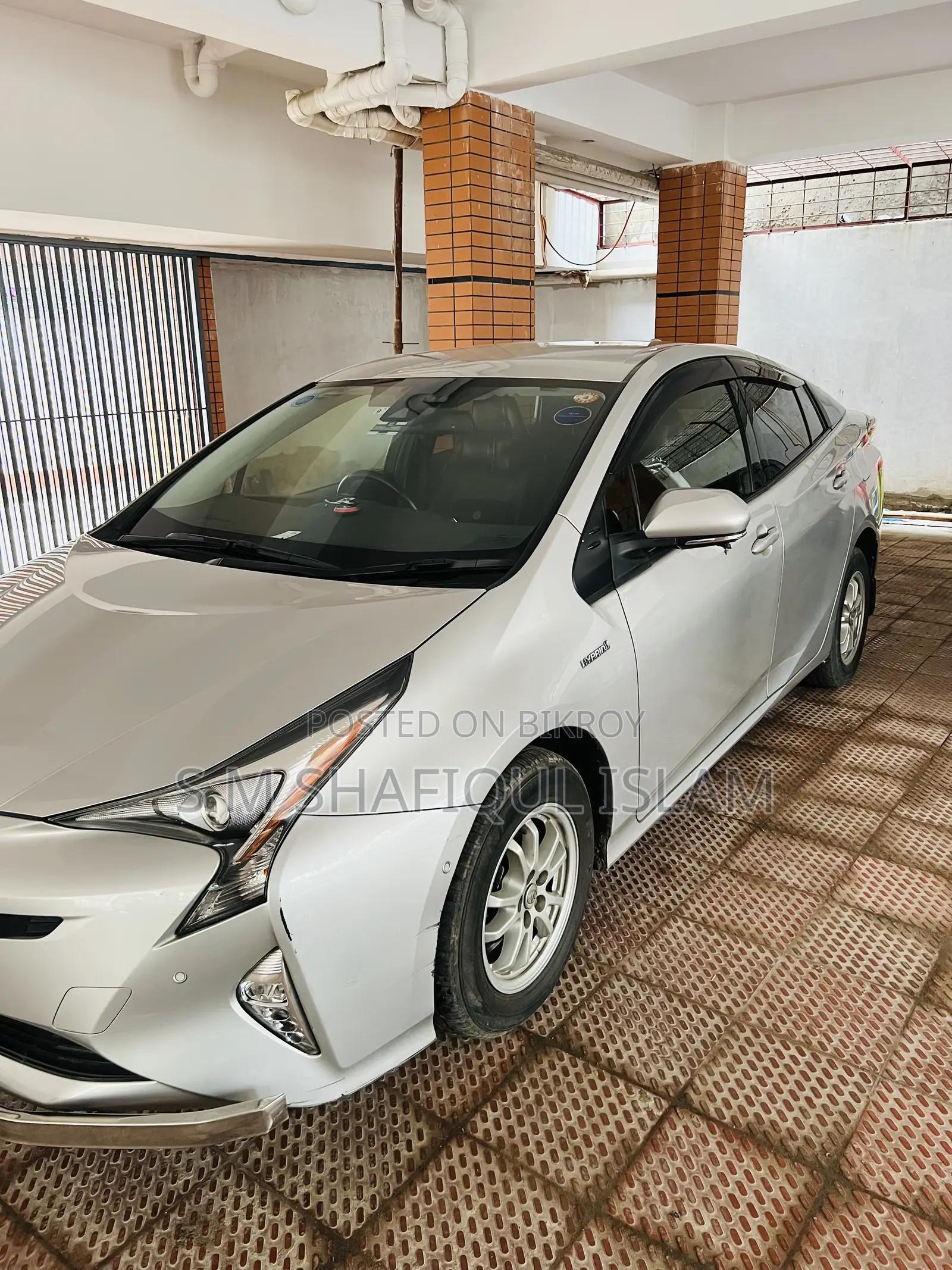 Toyota Prius 2017 Silver