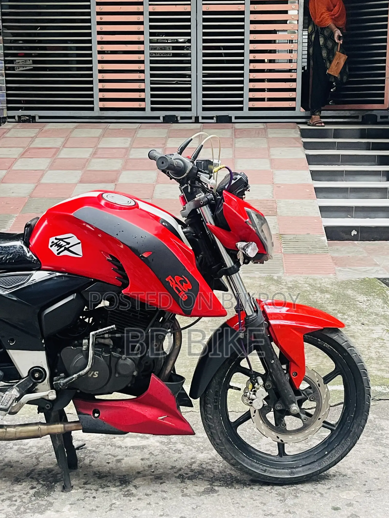 TVS Apache 160 4V 2021 Red