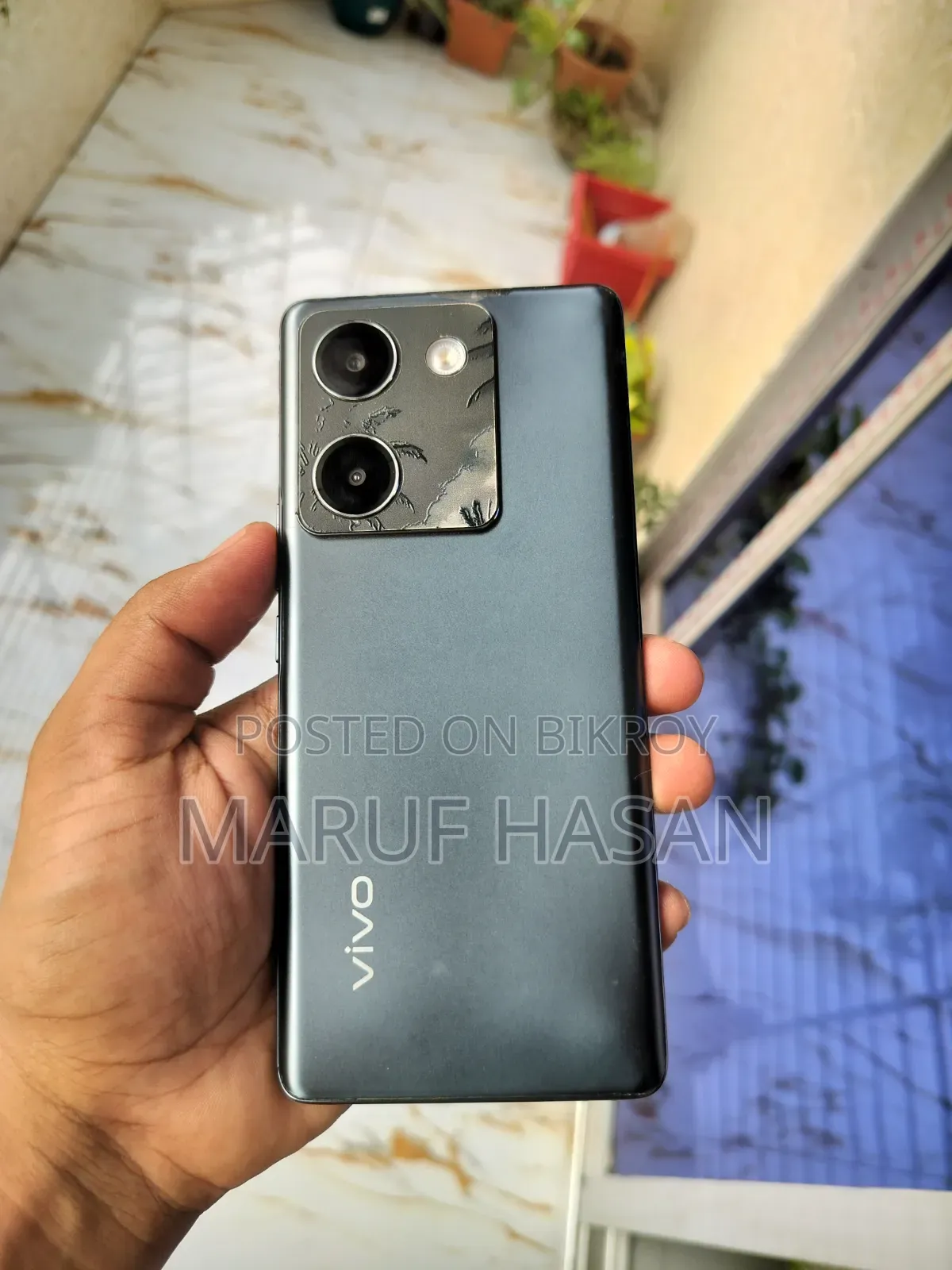 Vivo Y300 Plus 128 GB Gray