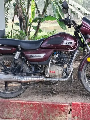 TVS Radeon 2021 Purple