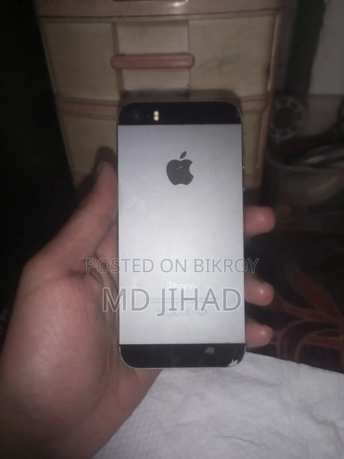 অ্যাপল আইফোন ৫এস ৩২ জিবি কালো