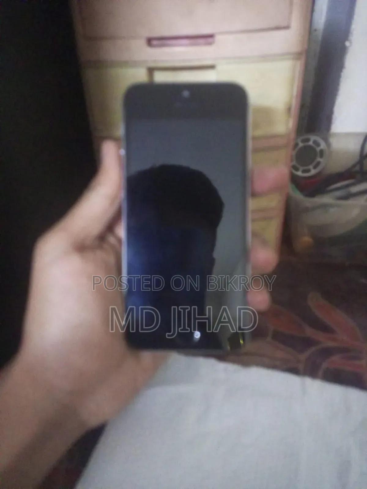 অ্যাপল আইফোন ৫এস ৩২ জিবি কালো