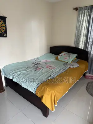 Semi Double Bed With Mattress