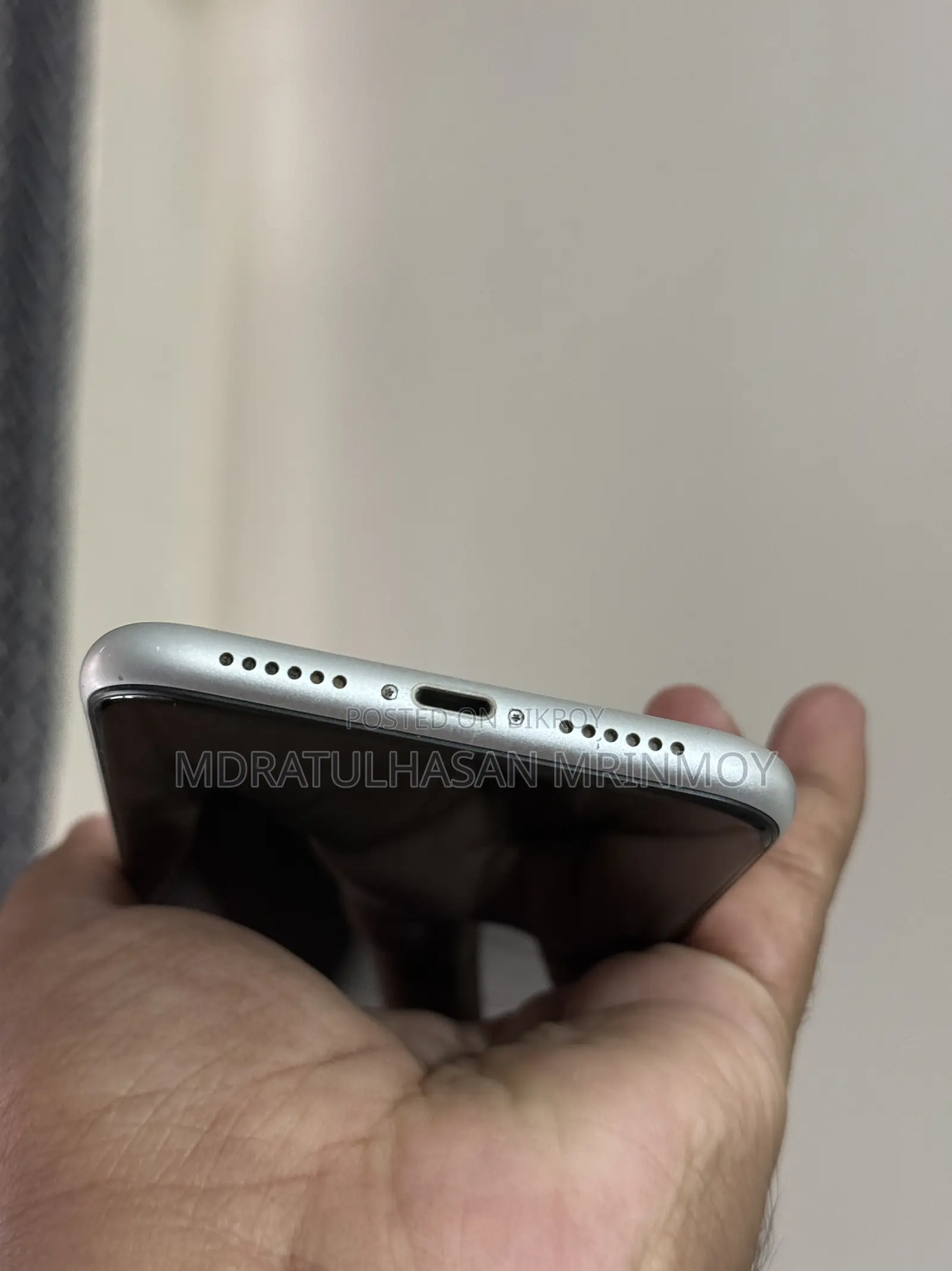 Apple iPhone XR 64 GB White