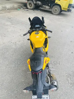 Suzuki GSX-R150 2019 Yellow