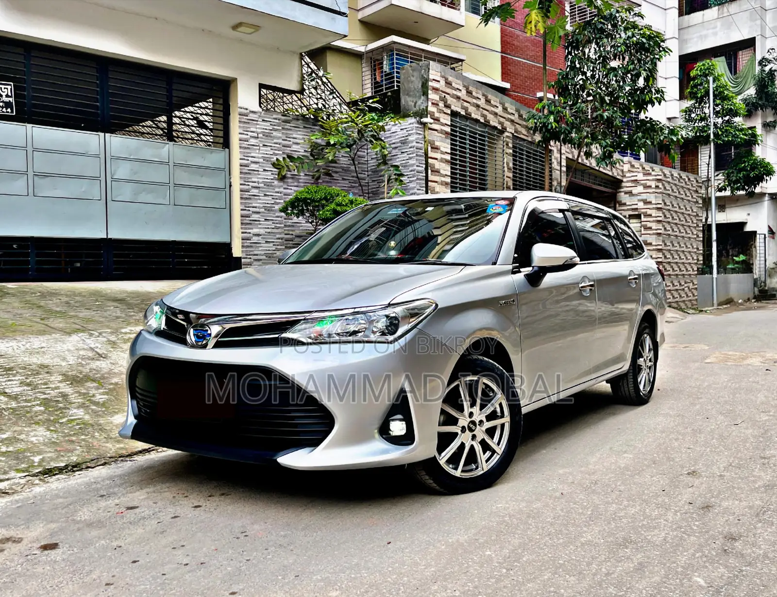 Toyota Corolla Fielder 1.5 Hybrid FWD 2019 Gray