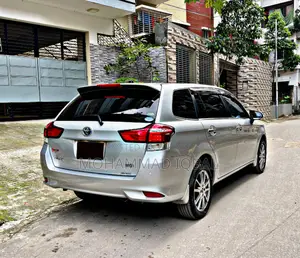 Toyota Corolla Fielder 1.5 Hybrid FWD 2019 Gray