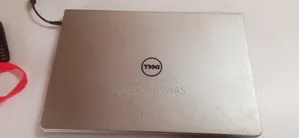 Laptop Dell Inspiron 15 5000 4GB Intel Core i3 SSD 256GB
