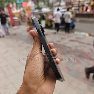 Apple 128 GB Black