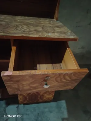 Table Low Price