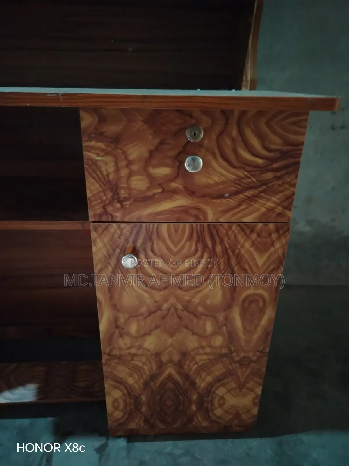 Table Low Price