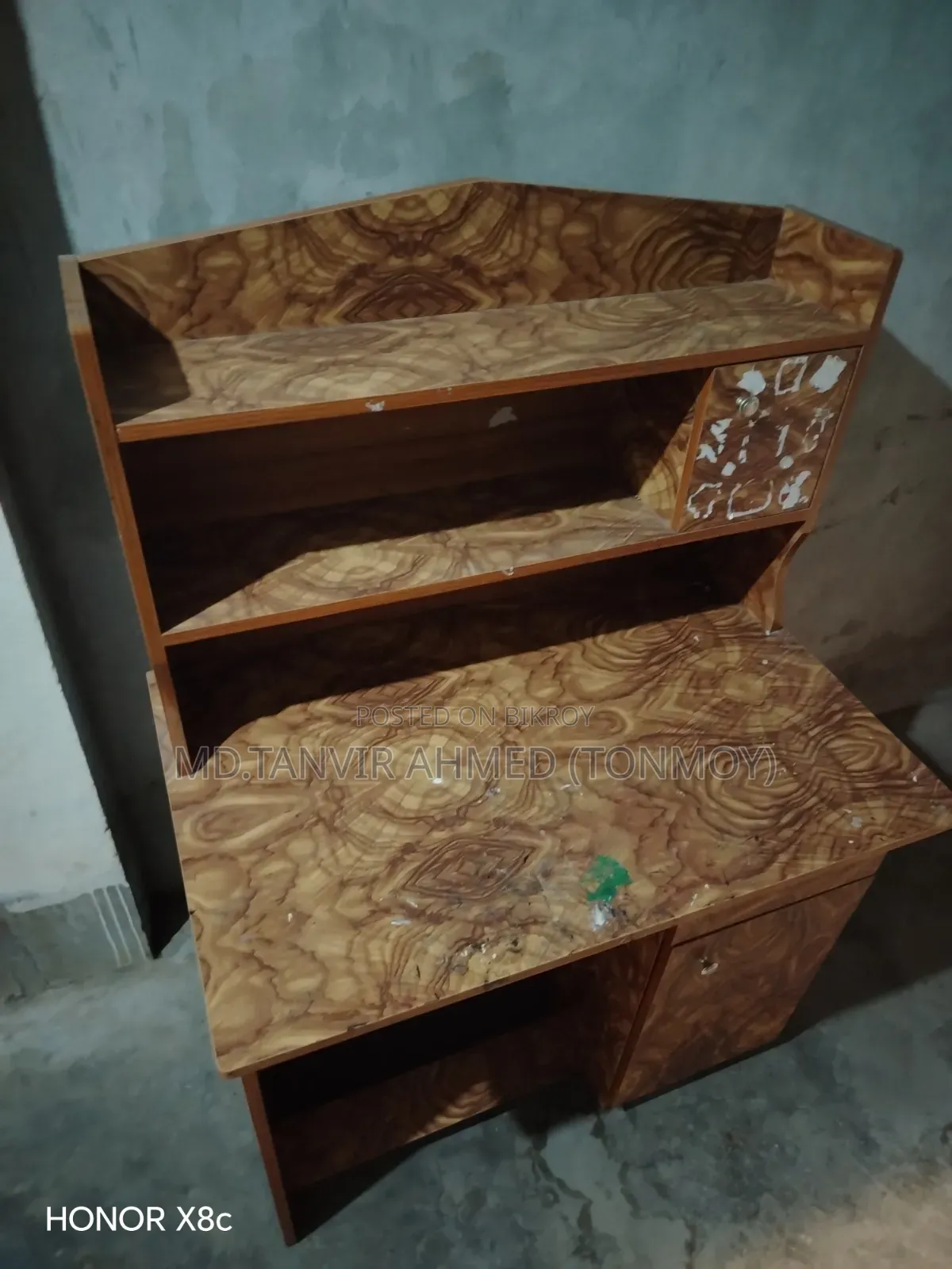 Table Low Price