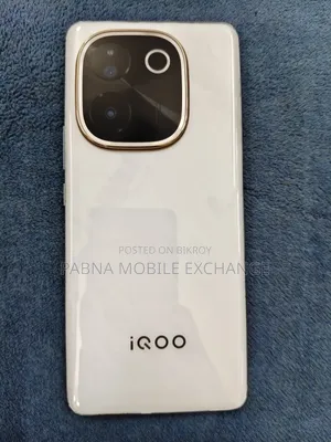iQOO 128 GB White