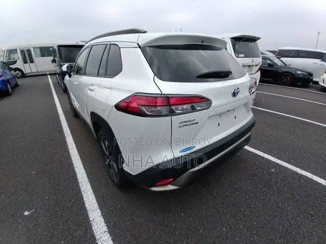 New Toyota Corolla Cross 1.8 Hybrid Front Wheel Drive 2021 Pearl