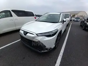 New Toyota Corolla Cross 1.8 Hybrid Front Wheel Drive 2021 Pearl