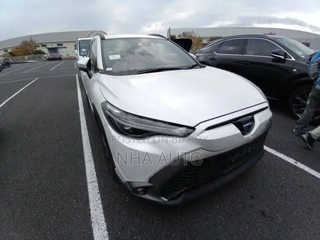 New Toyota Corolla Cross 1.8 Hybrid Front Wheel Drive 2021 Pearl
