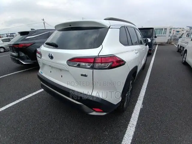 New Toyota Corolla Cross 1.8 Hybrid Front Wheel Drive 2021 Pearl