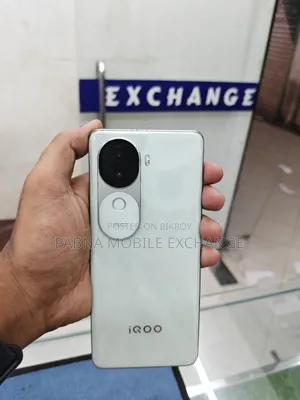iQOO 256 GB Green