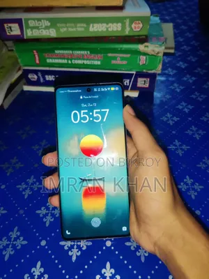 নতুন ভিভো ভি৪০ ৫জি ৫১২ জিবি পার্পল