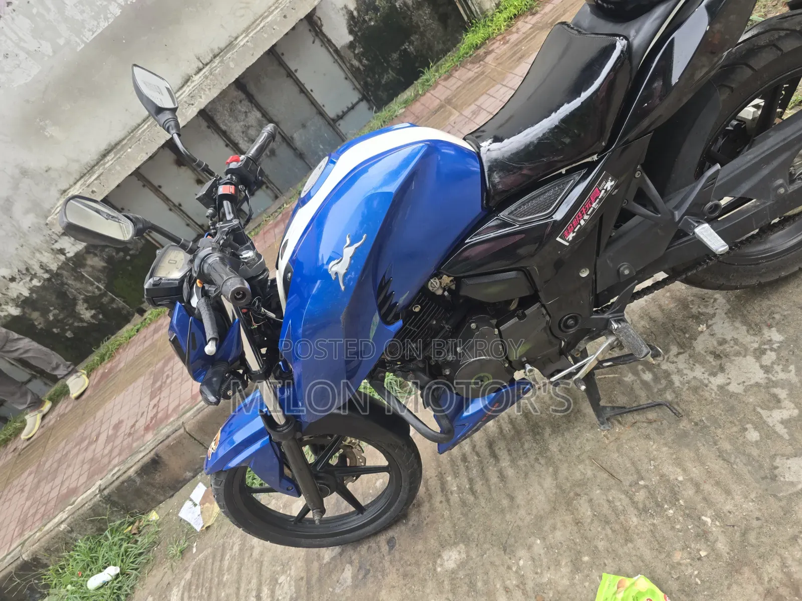 TVS Apache RTR 160 4V 2020 Blue