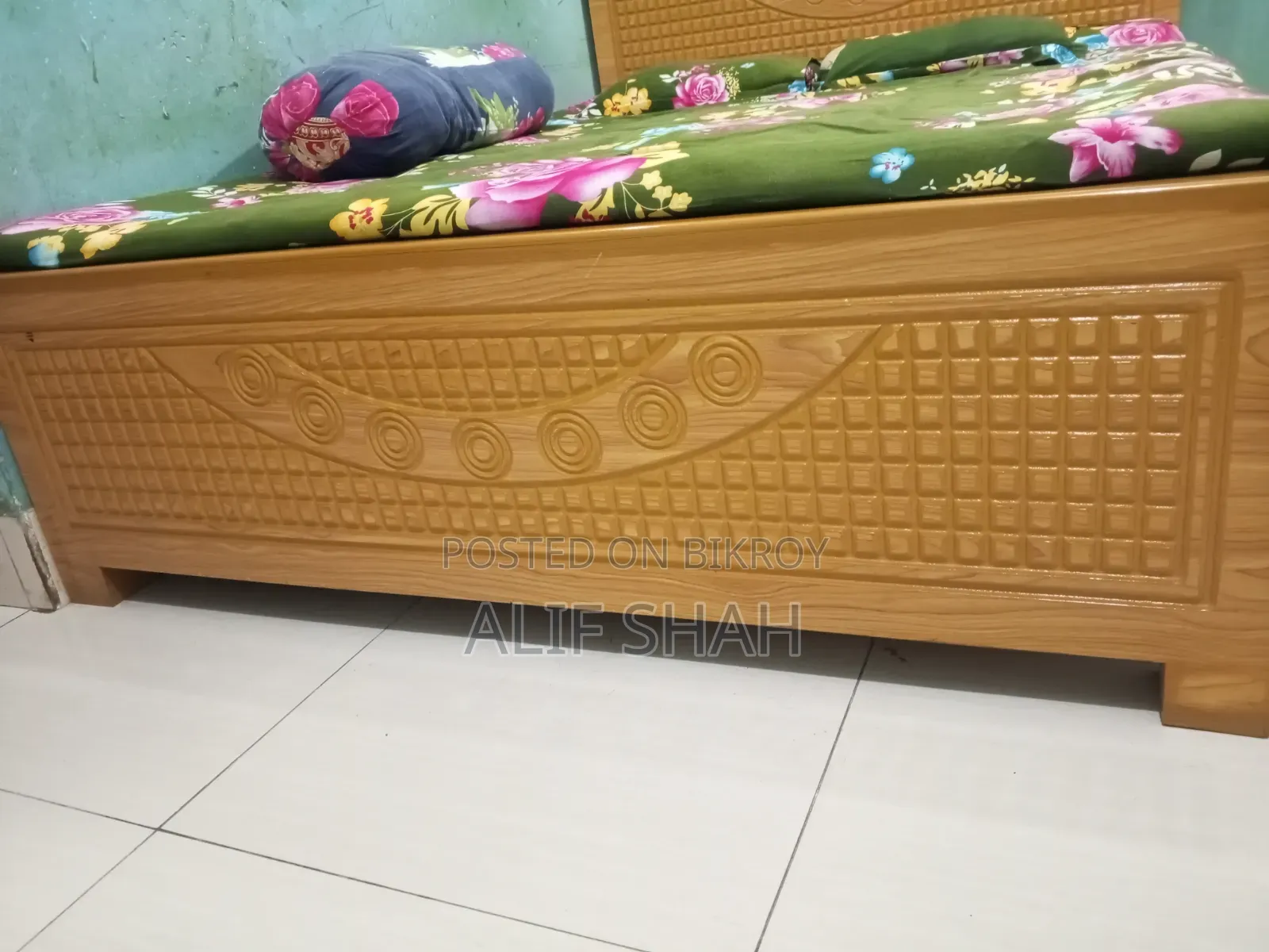 5/7 feet bed, 5 months old