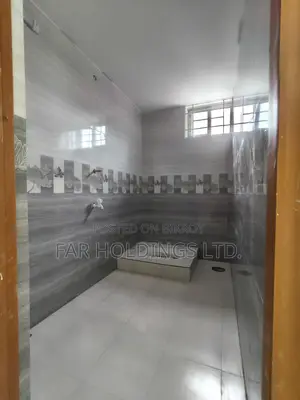 3bdrm Apartment in Arfa Gul-E-Nur, Malibag for Sale