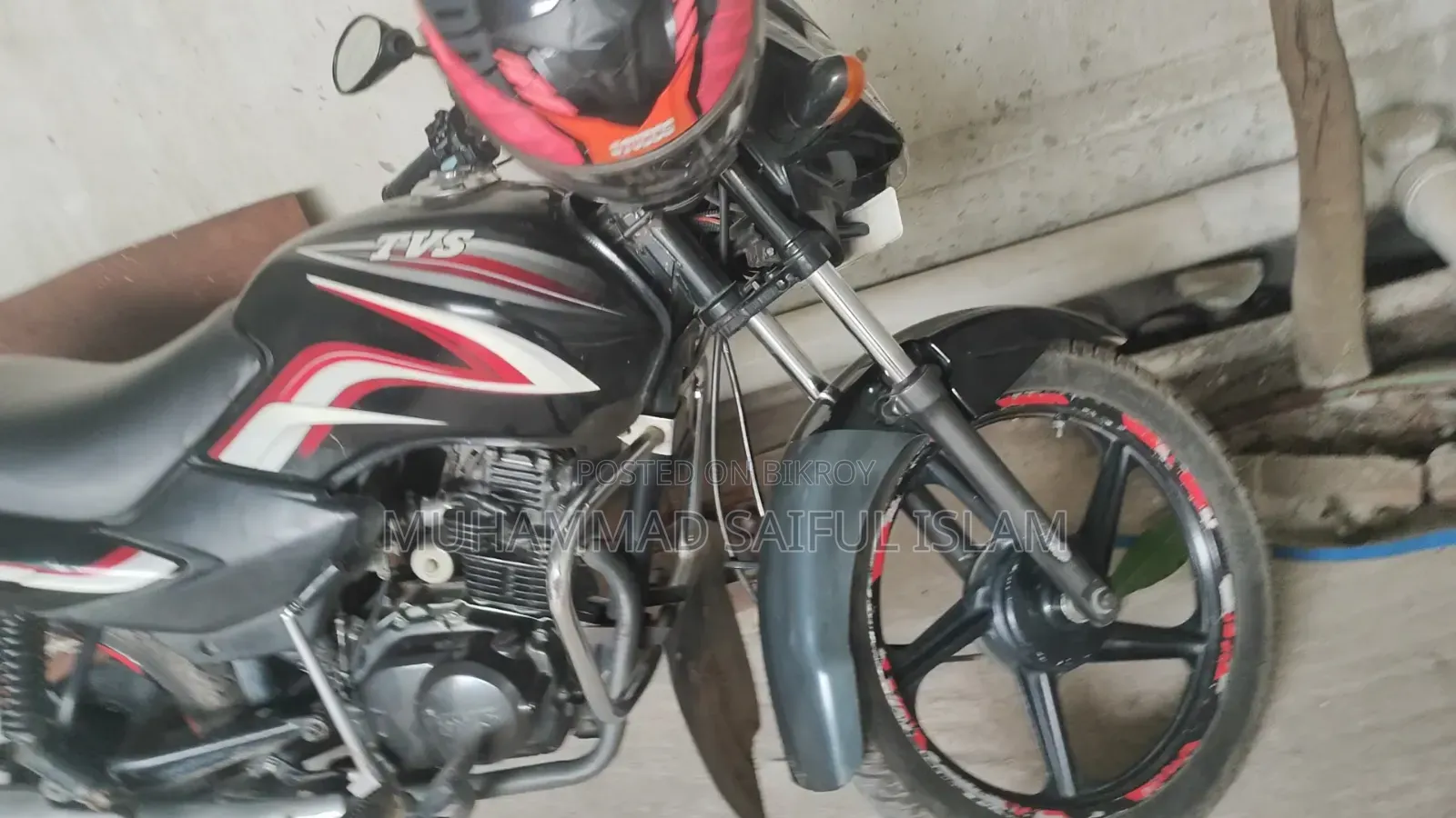 টিভিএস মেট্রো ২০২৪ কালো