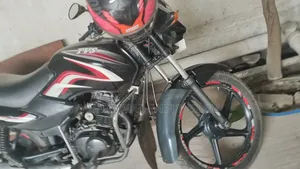 টিভিএস মেট্রো ২০২৪ কালো