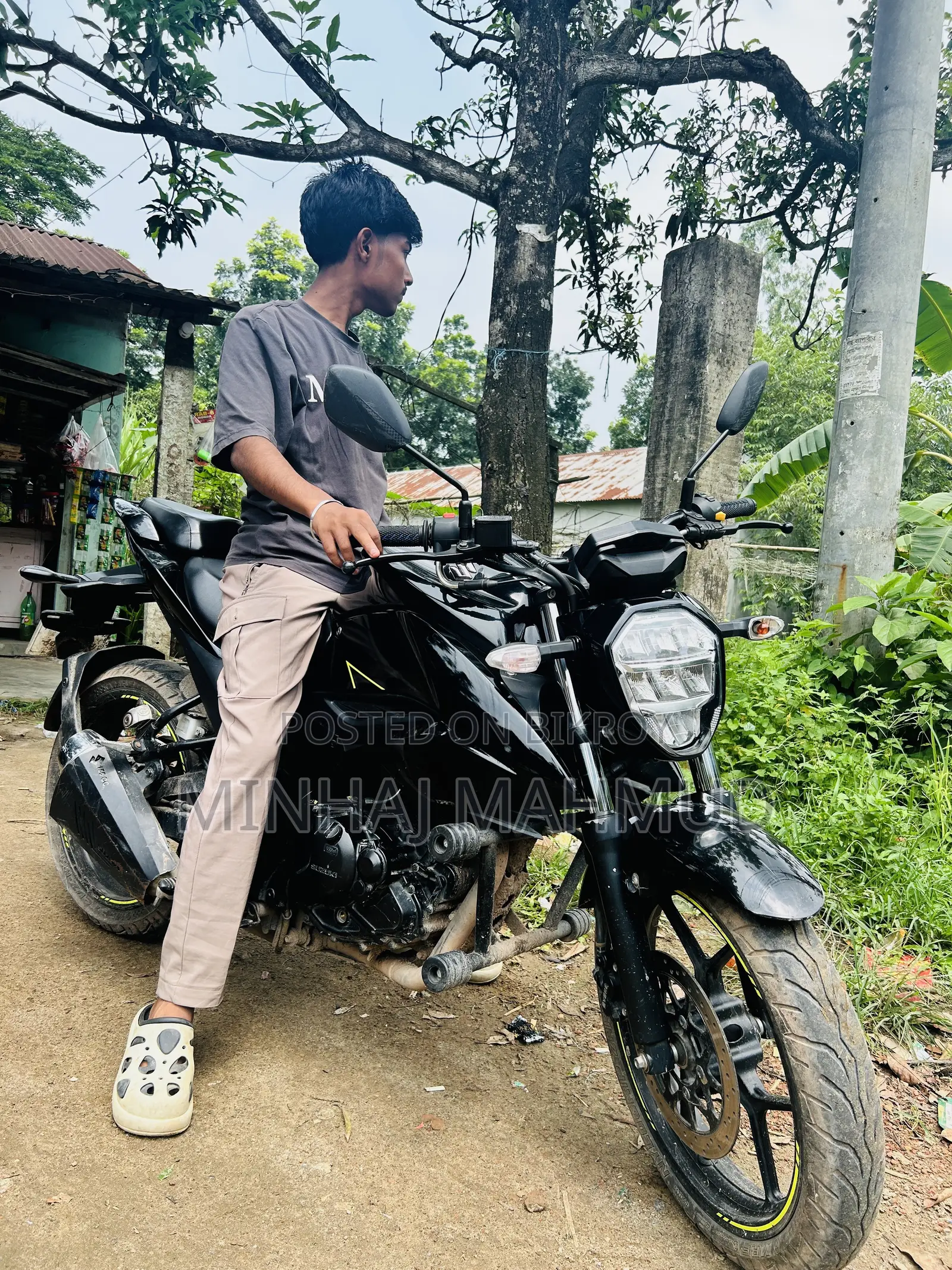 Suzuki Gixxer Fi ABS 2024 Black