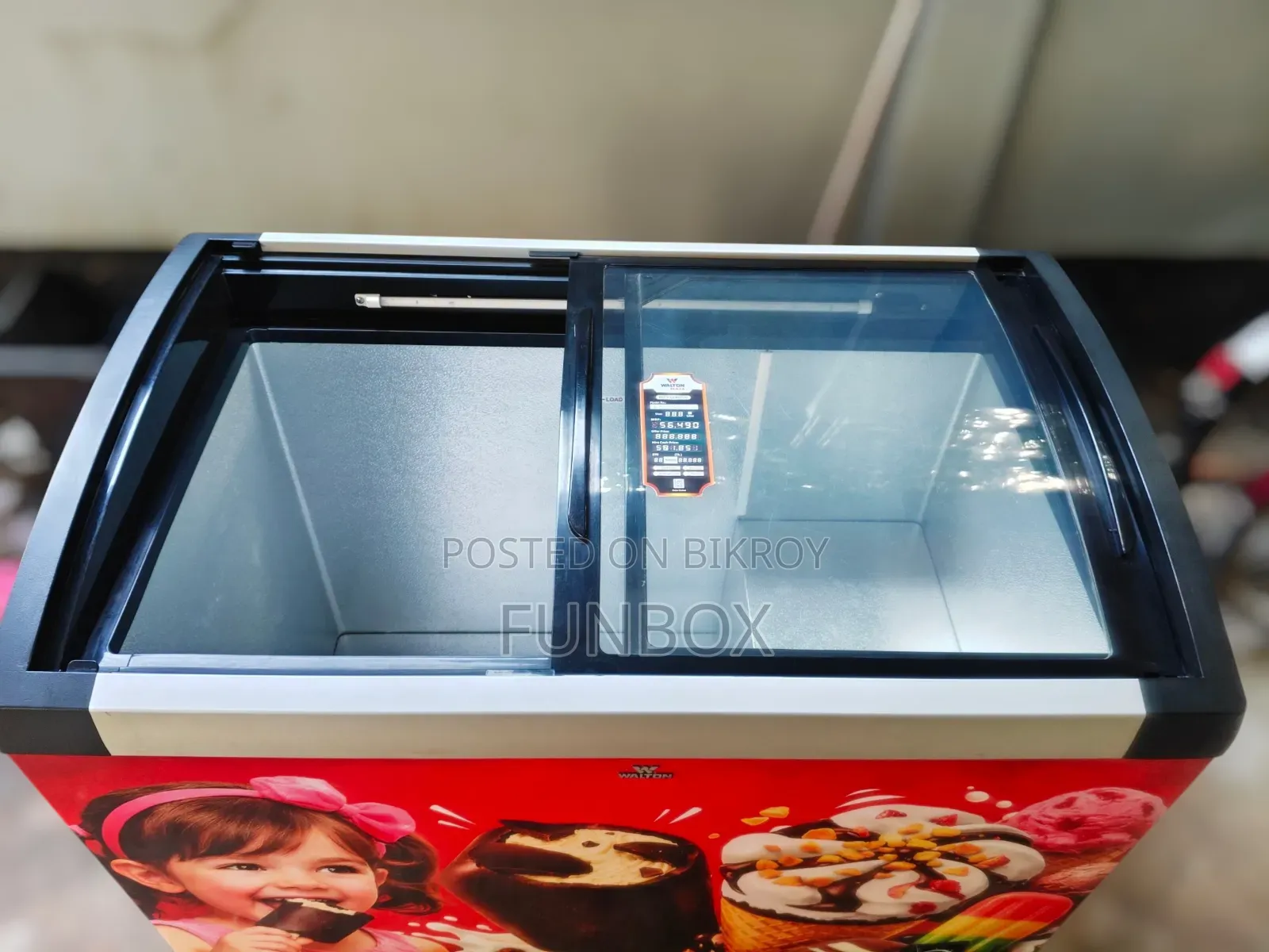 Brand New Walton Ice Cream Freezer Wcg-2g0 (270 Litre)