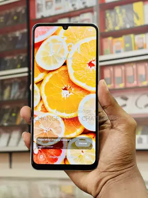 Realme C61 128 GB Yellow