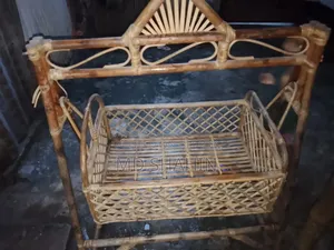Cradle for small babies.